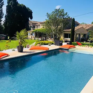 la-bastide-des-bourguets.fr-provencehotel.com/