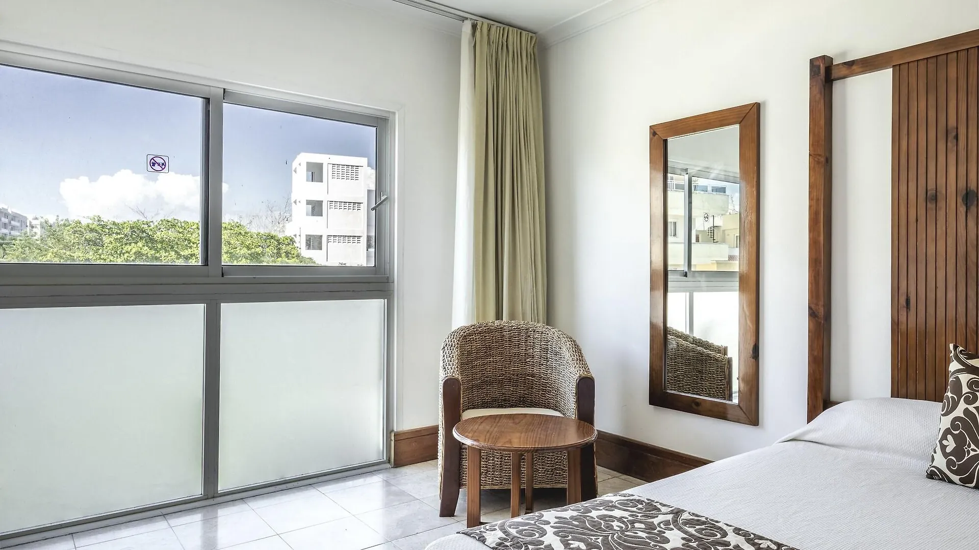 Be Live Experience Hamaca Suites Бока-Чика Отель