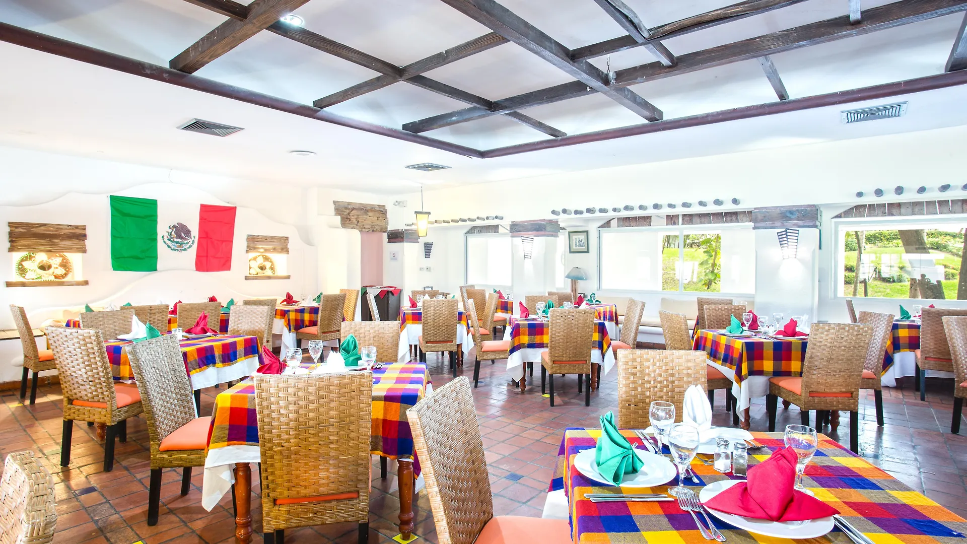 Be Live Experience Hamaca Suites Бока-Чика 4*,